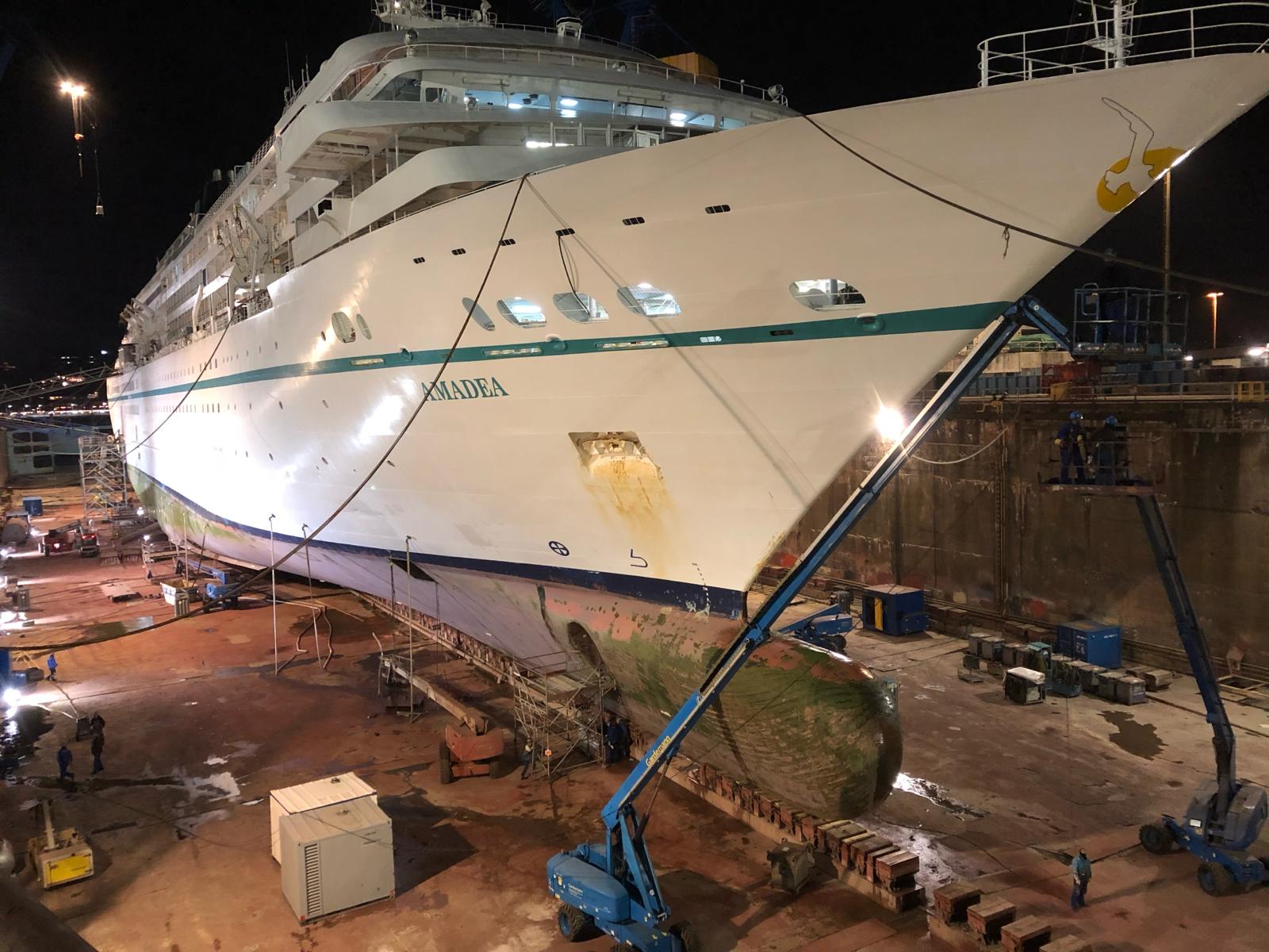 MS Amadea electrical work